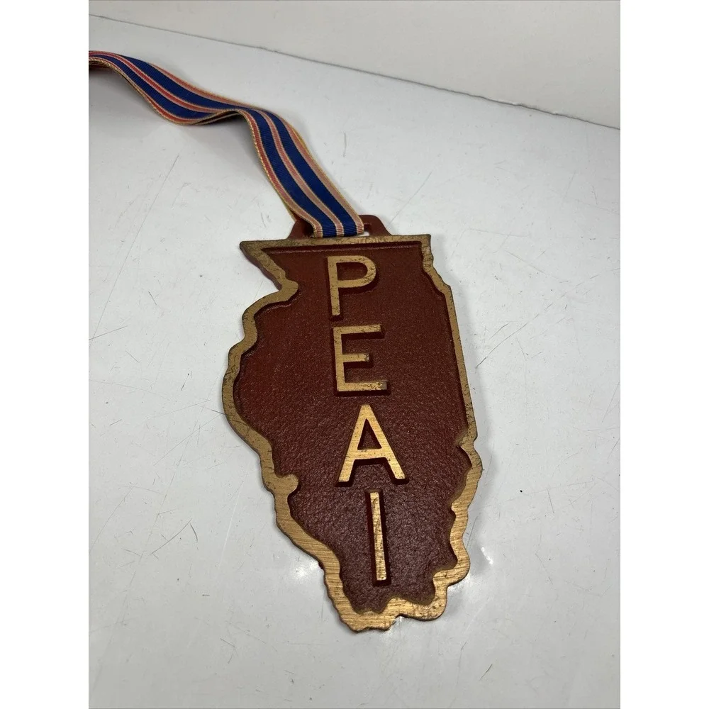 VINTAGE Horse Show Medal PEAI Necklace Ribbon Solid Metal Equestrian Decor MCM